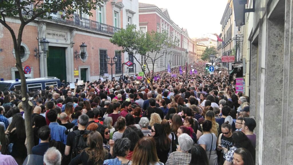 Protesta_en_Madrid_contra_la_sentencia_de_La_Manada