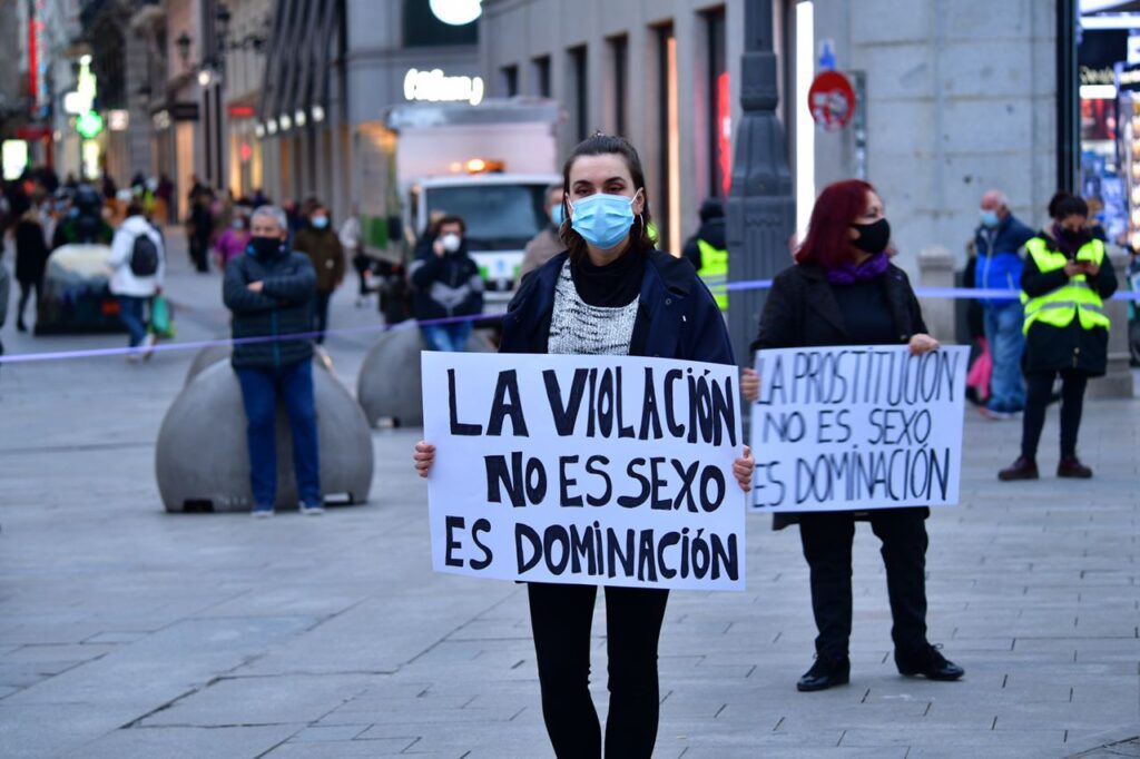 homenaje a las víctimas de la violencia machista